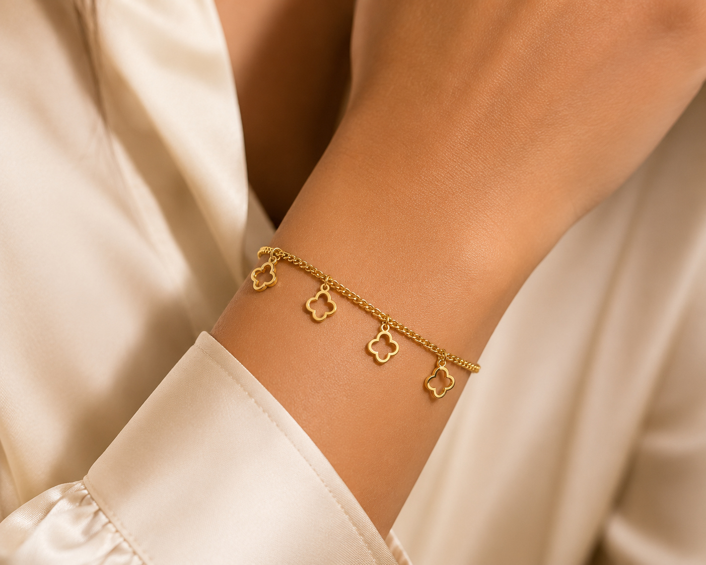 Gold Lucky Clover Charm Bracelet